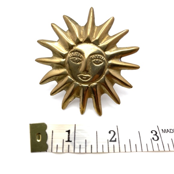 Brass Sun Napkin Rings, Set of Four - Picture 5 of 5